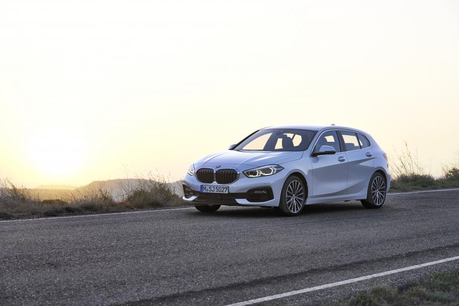  BMW 118i Sportline (F40) 2019 года  (WW) (фото 18 из 81)